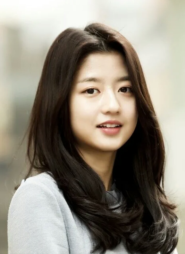Джи хен су. Kim Hyun Soo актриса. Kim Hyeon-Soo актриса.