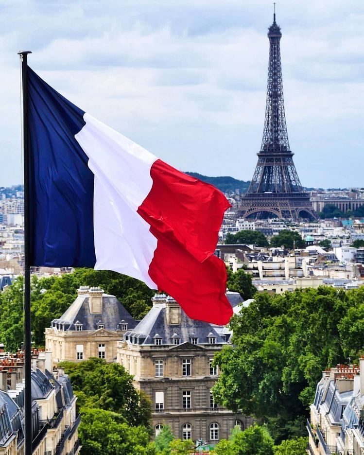 Французский флаг. Европа Франция. Флаг Парижа. Франция стиль. Франция ис
