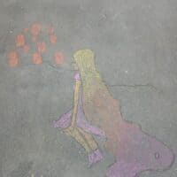 Рапунцель с оригинальным решением в волосах (у меня просто кончился жёлтый мел)