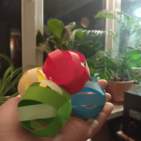 ~Шарики. Пусть и бумажные, но шарики же! 🪄